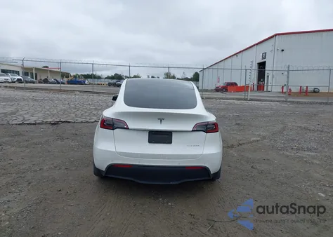 2022 Tesla Model Y Long Range Dual Motor All-Wheel Drive from USA, damaged, VIN 7SAYGAEEXNF519044